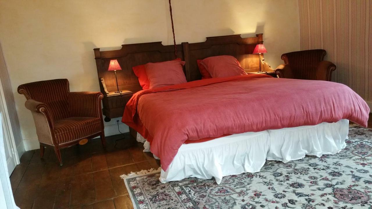 Chateau De Bellefond Lagraulière Szoba fotó